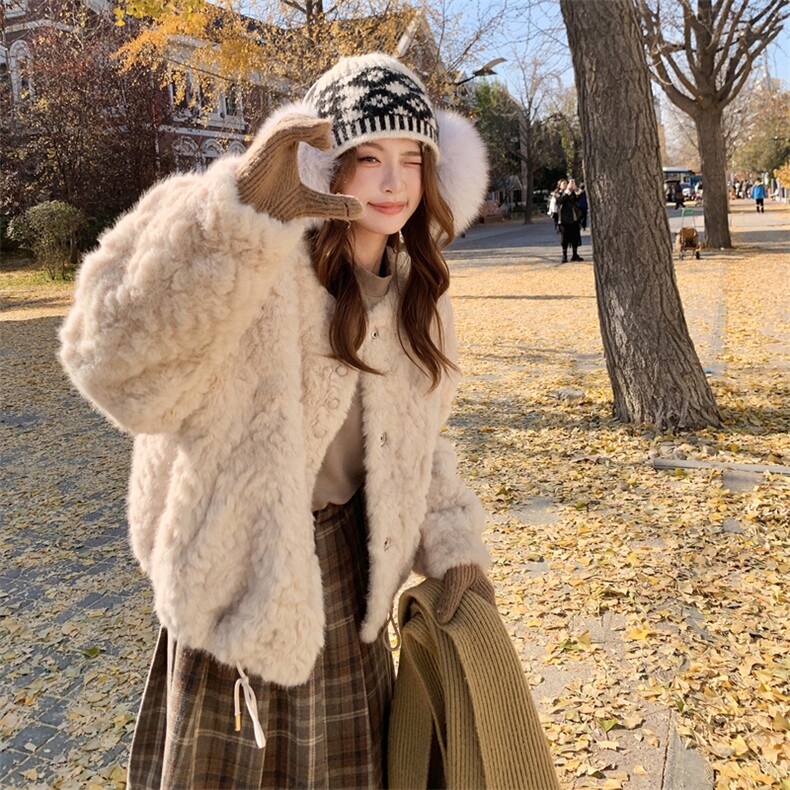 【有货】皮毛一体小外套2C151-W31-P185-K268,女装短外套,2C151