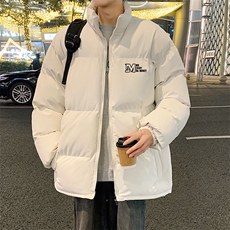 米白色