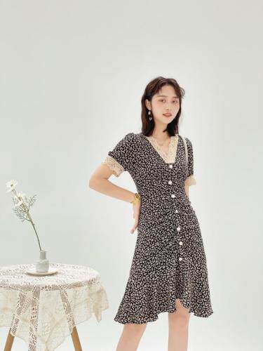 法式显瘦荷叶边鱼尾连衣裙，女装连衣裙，炅缇恩