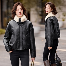 毛领拼接PU皮羽绒服女2025冬季新款小个子气质显瘦白鸭绒短款外套，女装羽绒服，冬木谷雨
