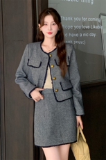 2024年秋季新款法式小香风高级感撞色半裙两件套，女装套装/套裙，心心服饰