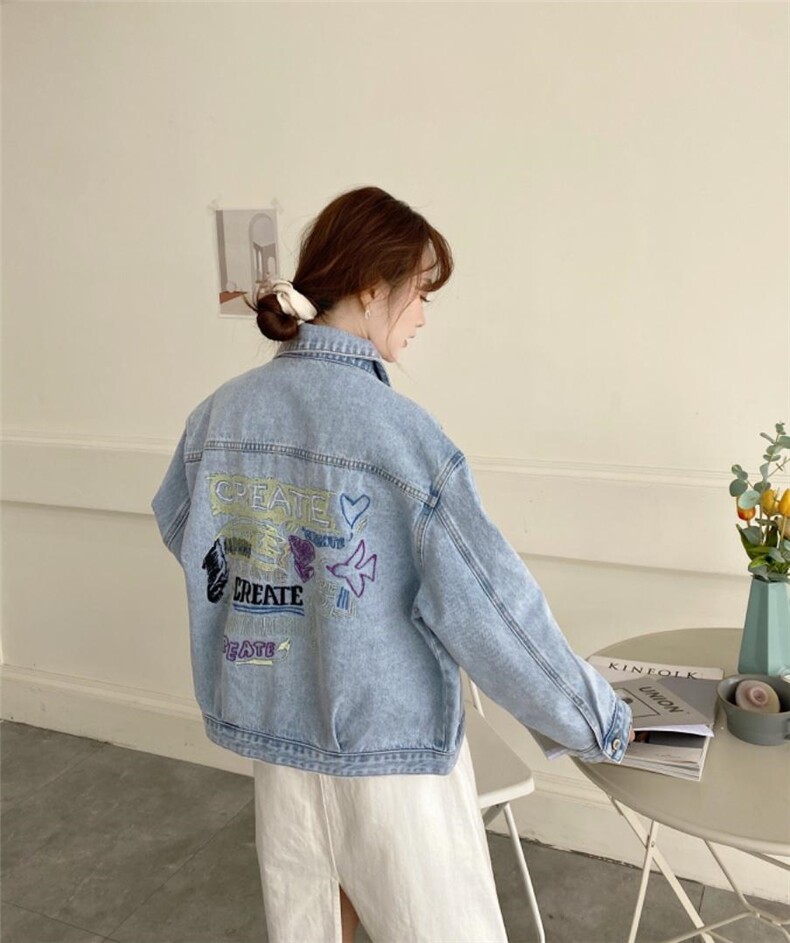 春款牛仔外套，女装，DM(4F)