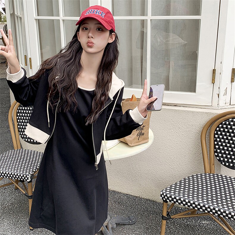 【新品】秋季卫衣连衣裙套装82397-P150-K208,女装套装/套裙,辉之琳