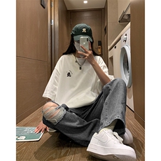 白色