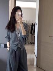 2025年秋季通勤单件长袖常规时尚百搭通勤假两件V领开衫，女装针织衫/毛衣，德聚羊绒