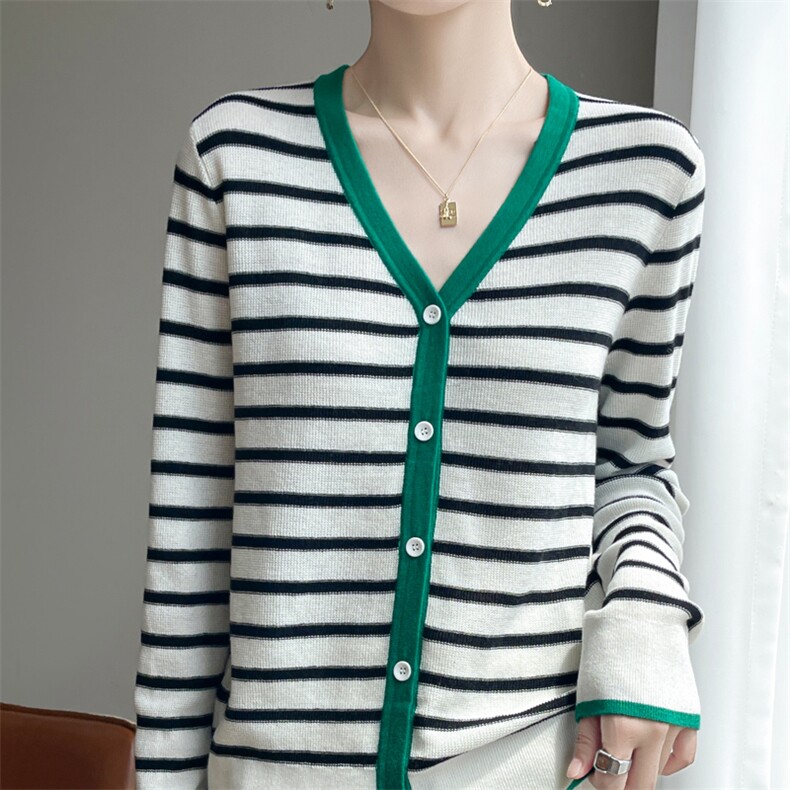 秋季新款条纹v领开衫时尚百搭，女装羊毛衫，凯思米羊绒