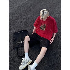 酒红色