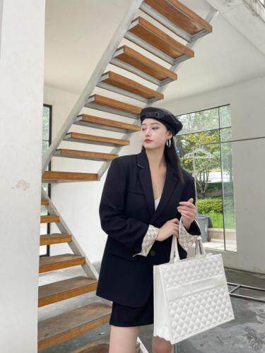 假两件西服，其它，谦度