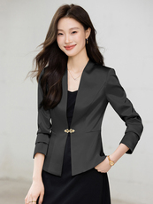 现货2025早秋新款醋酸缎面气质西装短款小外套女，女装短外套，时尚风爆
