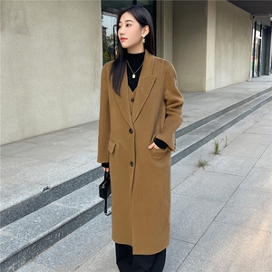 2025年秋季新款百搭女士系扣长袖POLO领长款大衣图片