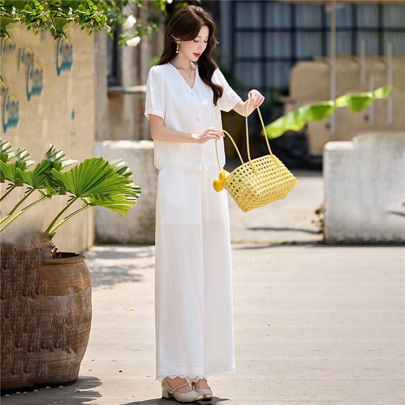 巨好看松弛感棉麻V领女夏2026夏新款高腰阔腿裤套装减龄女两件套,女装套装/套裙,意芙