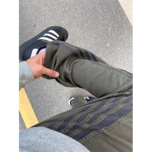 军绿色三条杠条纹裤子男秋冬加绒速干直筒工装裤美式运动休闲长裤图片