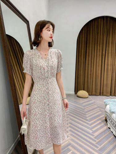 夏季新款修身碎花连衣裙，女装连衣裙，荷塘月色