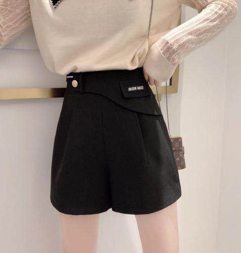 现货 松紧腰时装款短裤,女装,秀禾