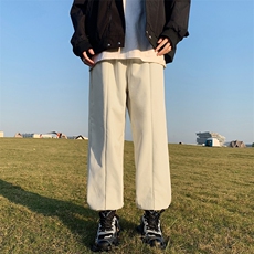 卡其色