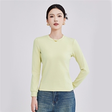 2025年秋季新款圆领针织女士卫衣时尚休闲通勤百搭，女装针织衫/毛衣，硕诚羊绒