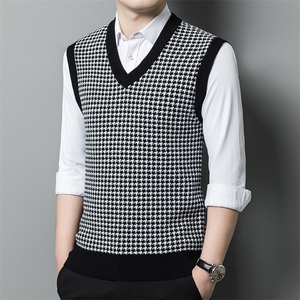 AFLM531钱塘2020-3中老年商务休闲秋款百搭简约V领简约背心P59图片