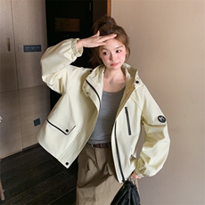 绿色