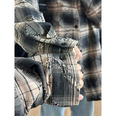 黑色