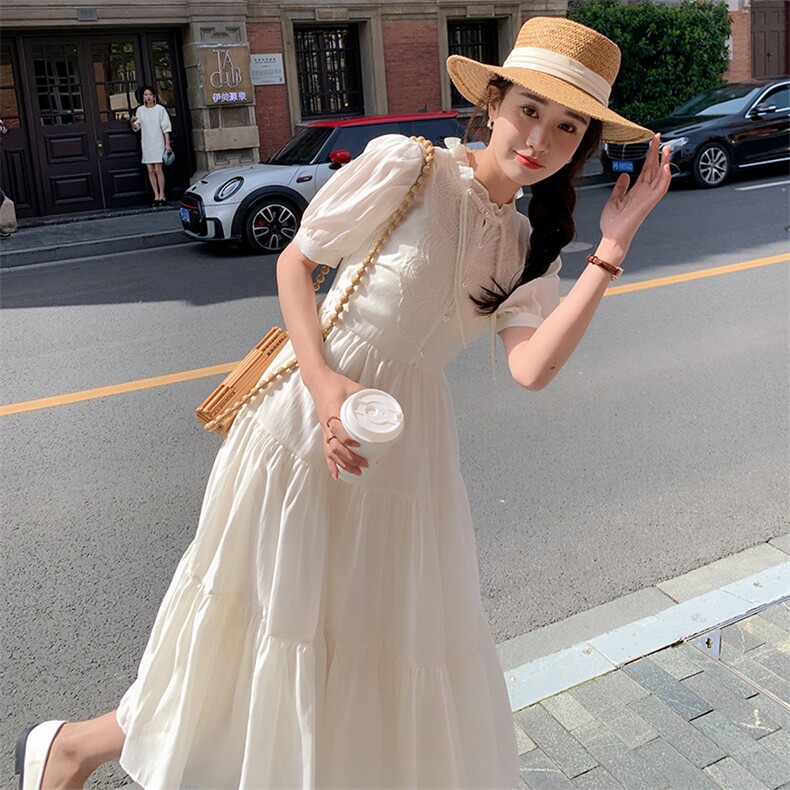 白色绣花木耳边法式连衣裙2025新款女夏绝美减龄高级感鱼尾裙子,女装连衣裙,浙宝285（原212）