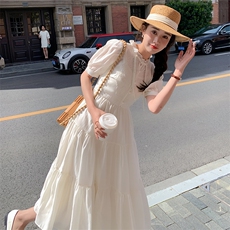 白色绣花木耳边法式连衣裙2025新款女夏绝美减龄高级感鱼尾裙子，女装连衣裙，浙宝285（原212）