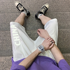 白色