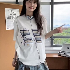 白色