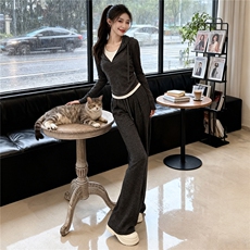 小众设计女春新款时尚洋气撞色拼接假两件连帽上衣高腰阔腿裤套装，女装套装/套裙，江南