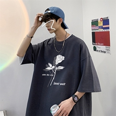 深灰色