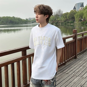 万针全刺绣工艺抖音得物高品质260克重磅纯棉双纱美式高街短袖T恤图片