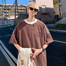 咖啡色