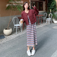 【新款】安可拉红牛仔外套背心连衣裙两件套666-P165-K228，女装套装/套裙，2C305