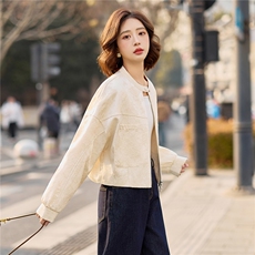 2026早春新款中式绣花短款拉链外套休闲时尚气质款上衣米白女装，女装短外套，梦懿尔