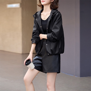 仿真皮皮衣女2024新款秋带帽休闲小个子海宁仿绵羊皮夹克外套短款图片