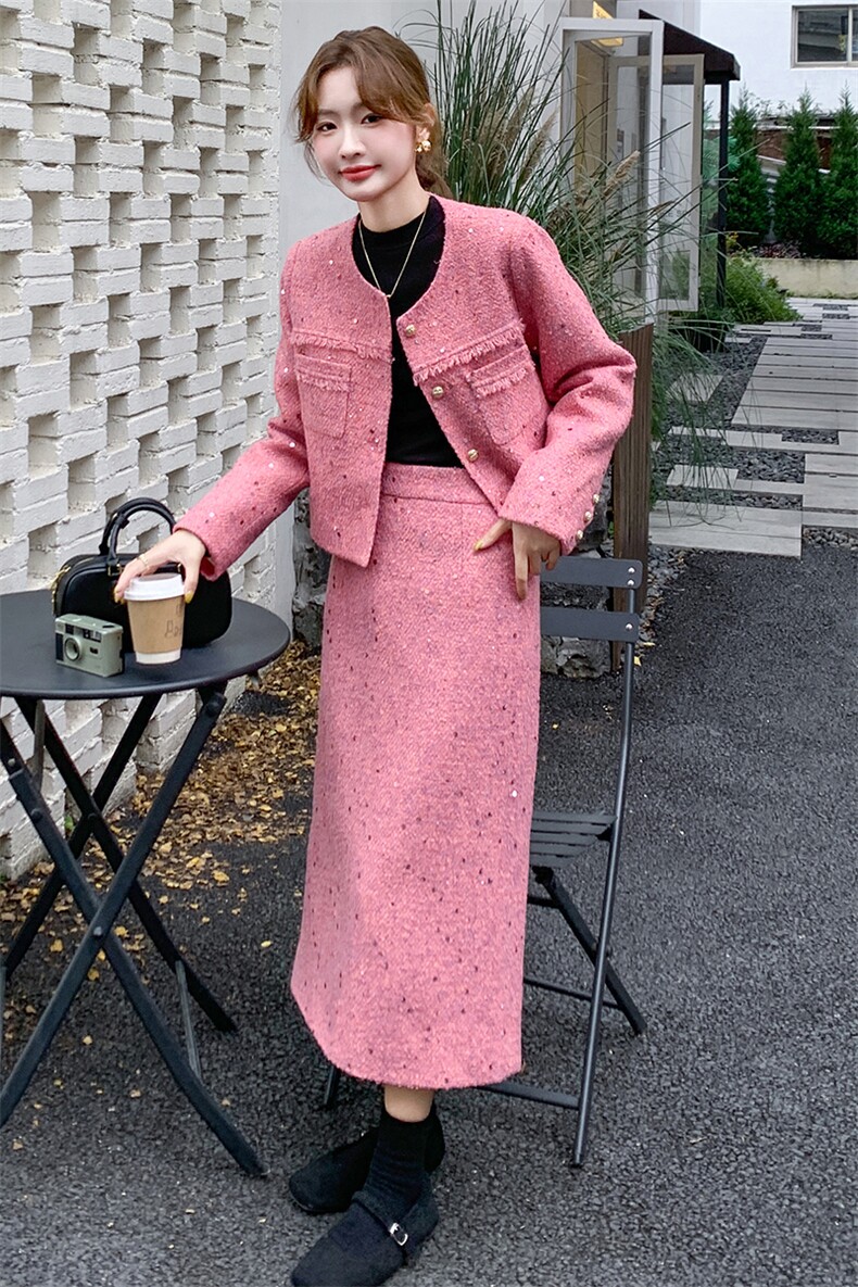 小香风羽绒服套装女2025年冬季新款气质高级感粉色配半身裙两件套,女装套装/套裙,1D102-1
