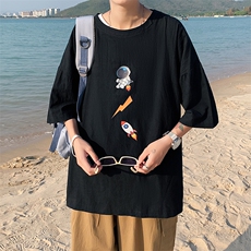 黑色