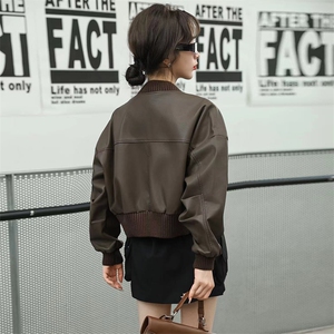 2024新款海宁皮衣女短款棒球服仿真绵羊皮夹克蝙蝠宽松拼接外套图片
