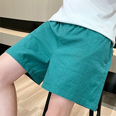湖绿色