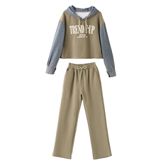 现货2024新款时尚字母印花撞色拼接连帽牛仔卫衣直筒裤两件套，女装套装/套裙，星期衣