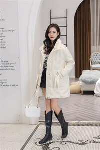 【现货】新款亮片刺绣小辣椒羽绒服服图片