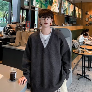 秋装套头针织衫男装高级感纯色V领假两件毛衣男士秋冬外套上衣图片