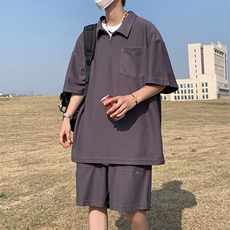 灰色