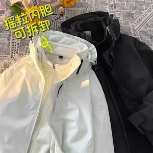网络图 机能冲锋衣棉服男冬季加厚三合一可拆卸摇粒绒外套夹克图片