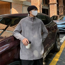 灰色