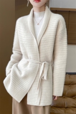 秋冬新品欧洲站高品质100羊毛衫女大翻领边中长款针织毛衣外套，女装羊毛衫，胜智羊绒