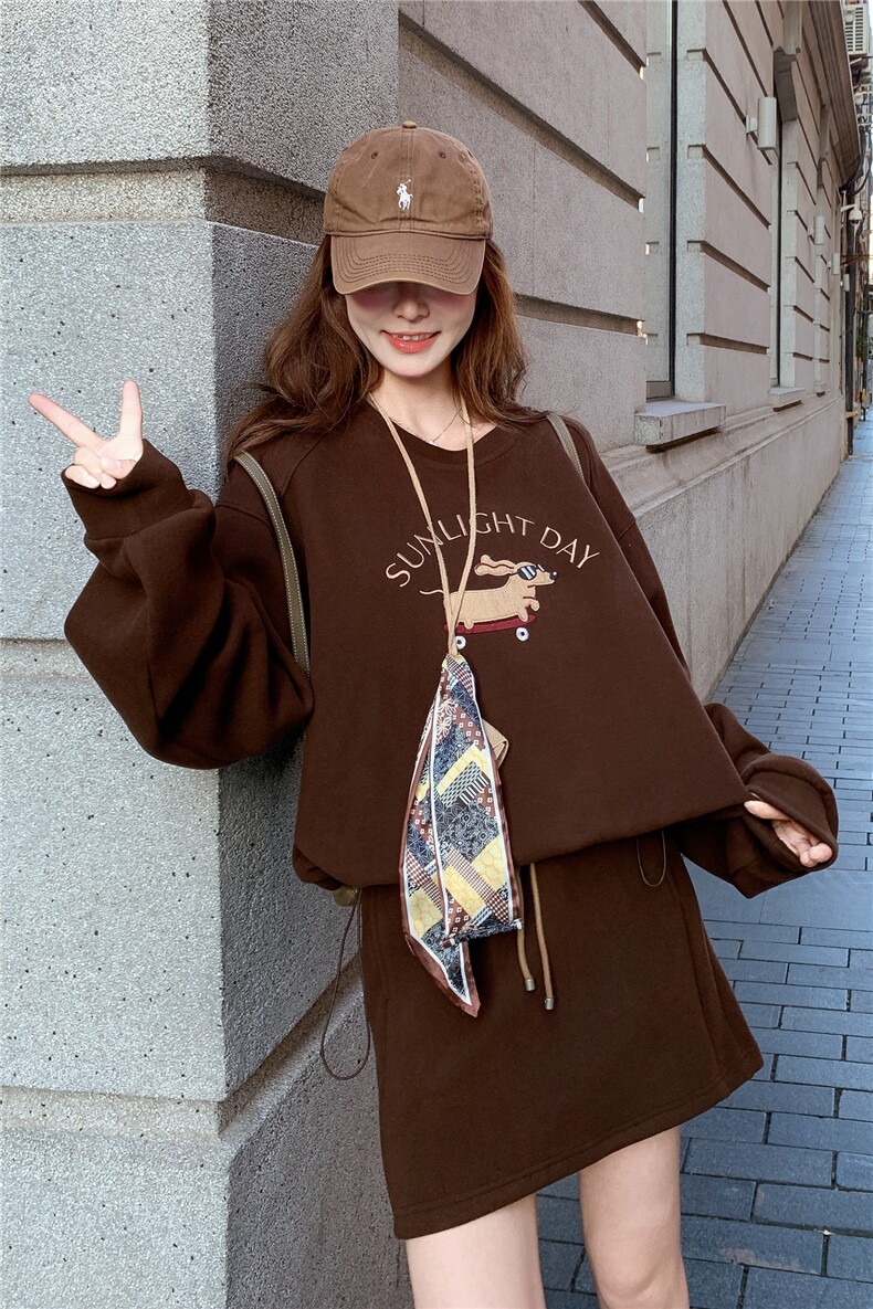 卡通印花卫衣套装裙女2025秋季新款复古宽松减龄小个子短裙两件套,女装套装/套裙,2C317