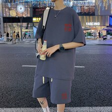 深灰色