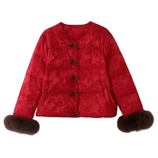 现货。现货。2025年冬季短款真狐狸毛羽绒服，女装羽绒服，伊仟回