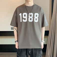 铁灰色