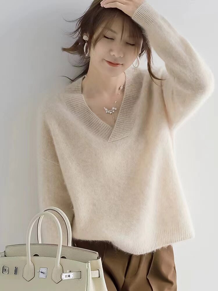 V领套头毛衣女宽松慵懒风超火cec针织衫图片